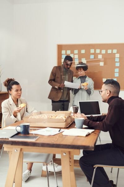 pexels-fauxels-3184342